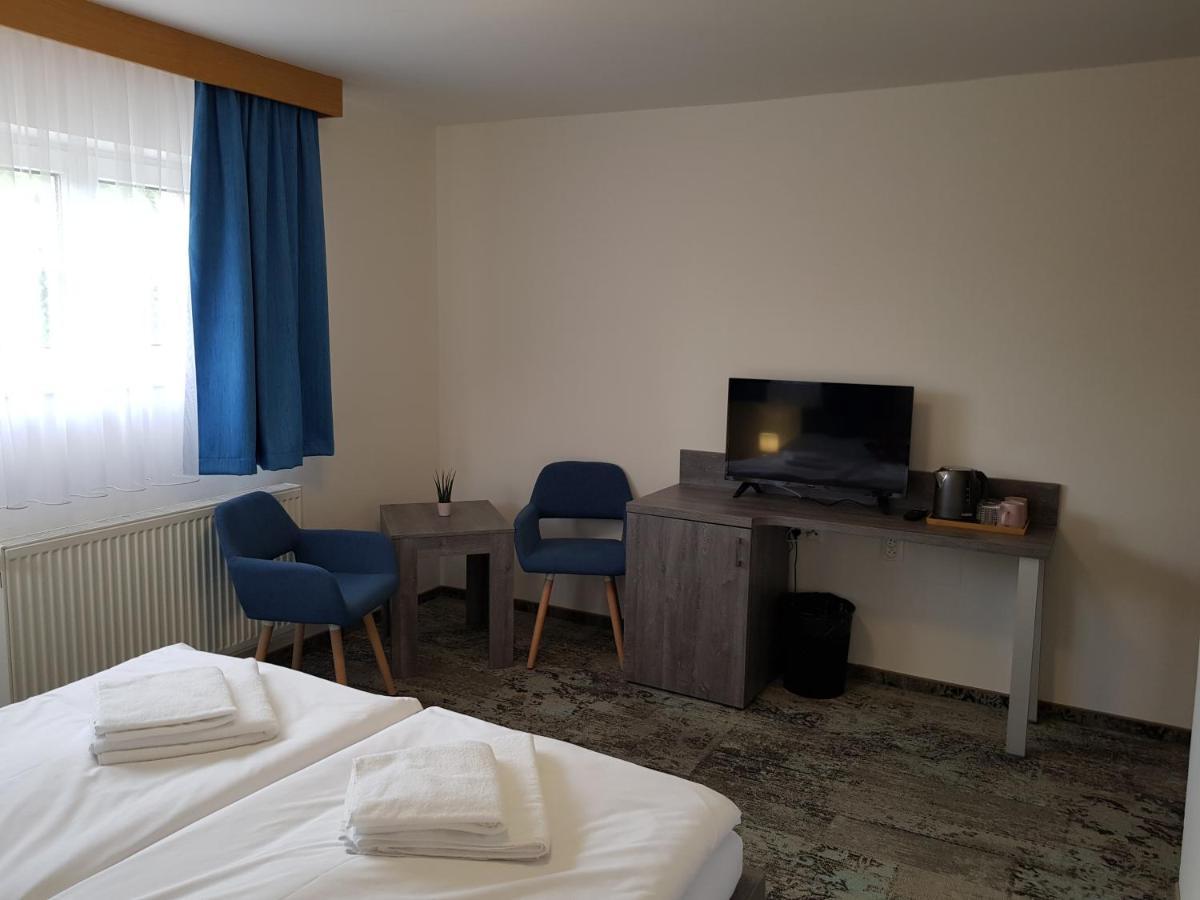 Penzion Vila Tereza Hranice  Buitenkant foto