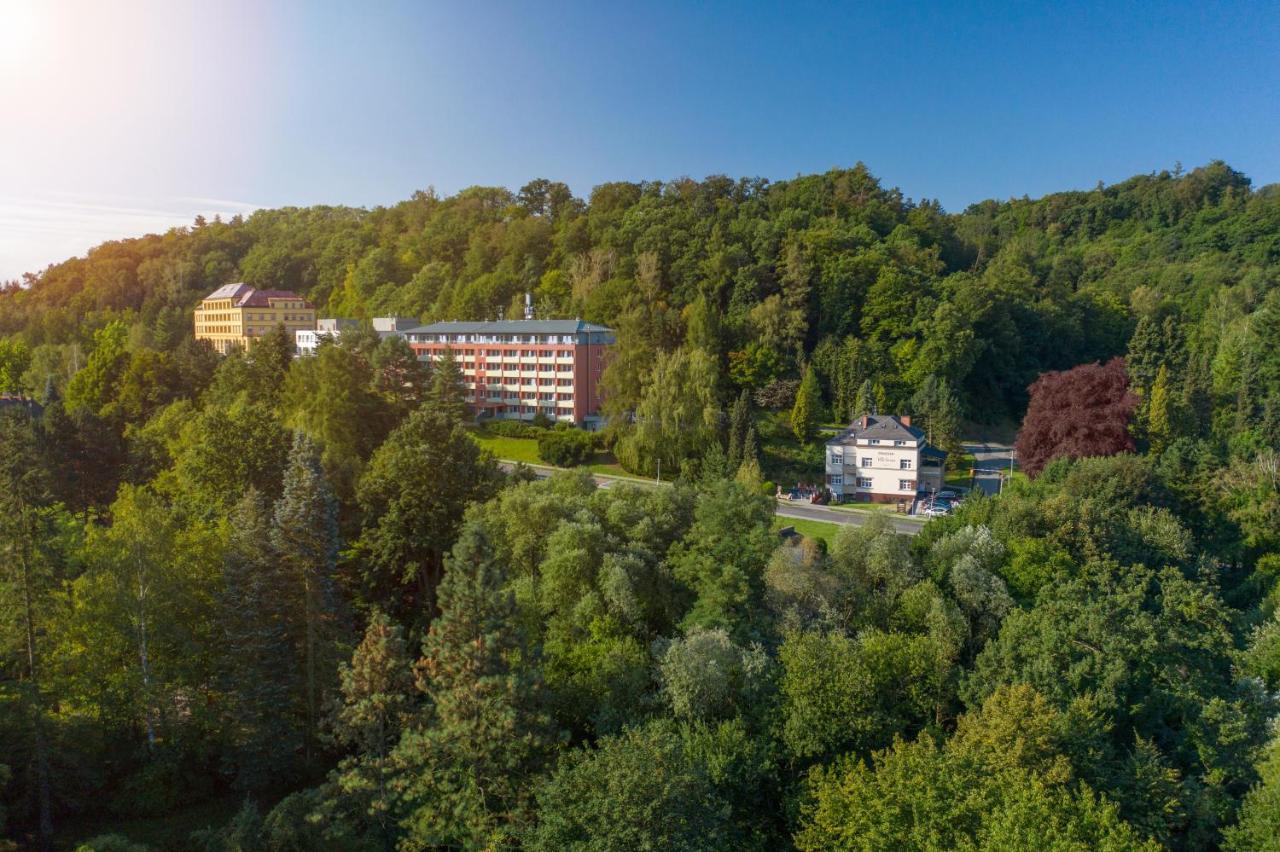 Penzion Vila Tereza Hranice  Buitenkant foto